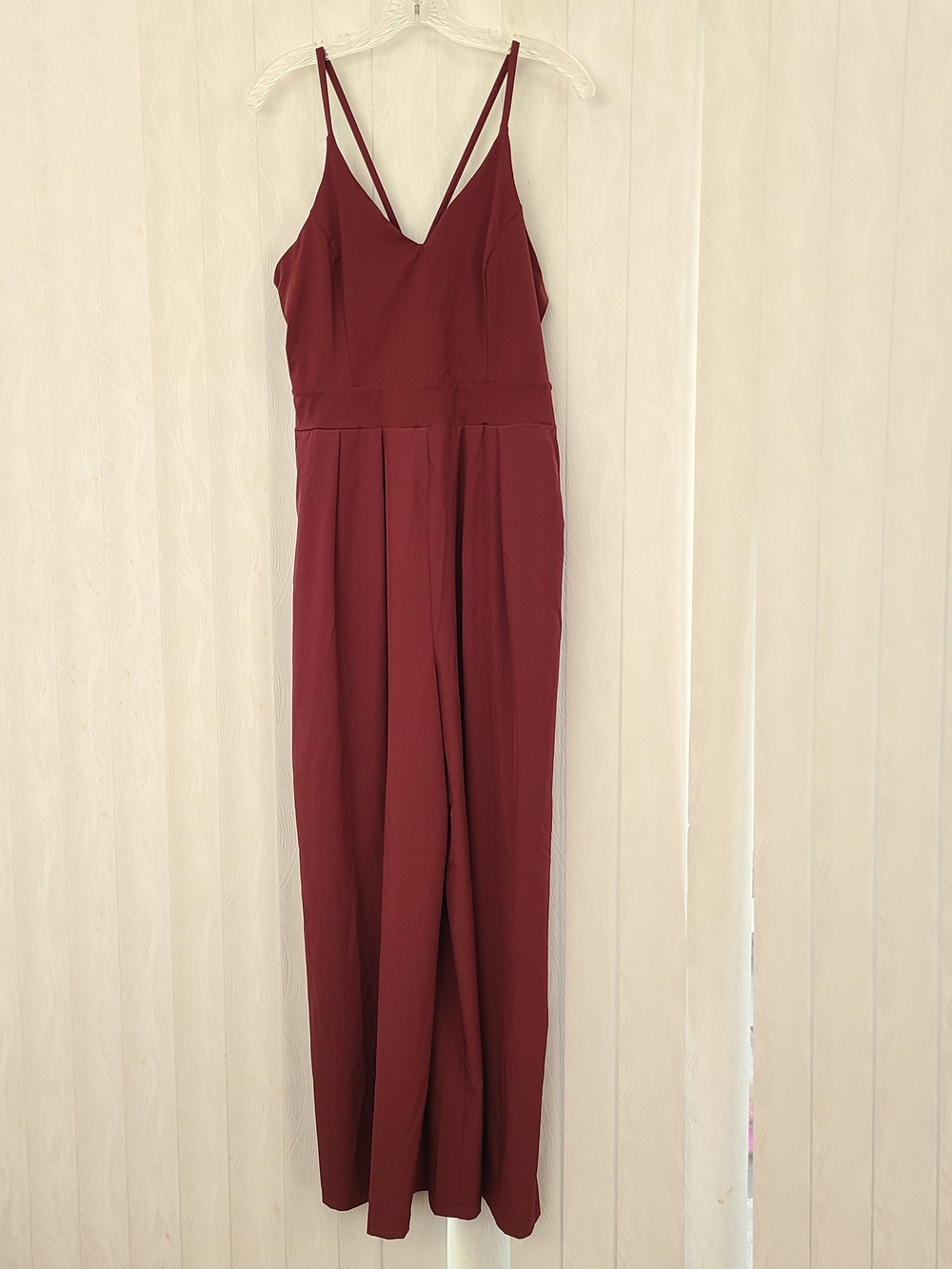 Halara Sz L Burgundy Wine Flowy Backless Wide Leg Quick Dry Lightweight Jumpsuit